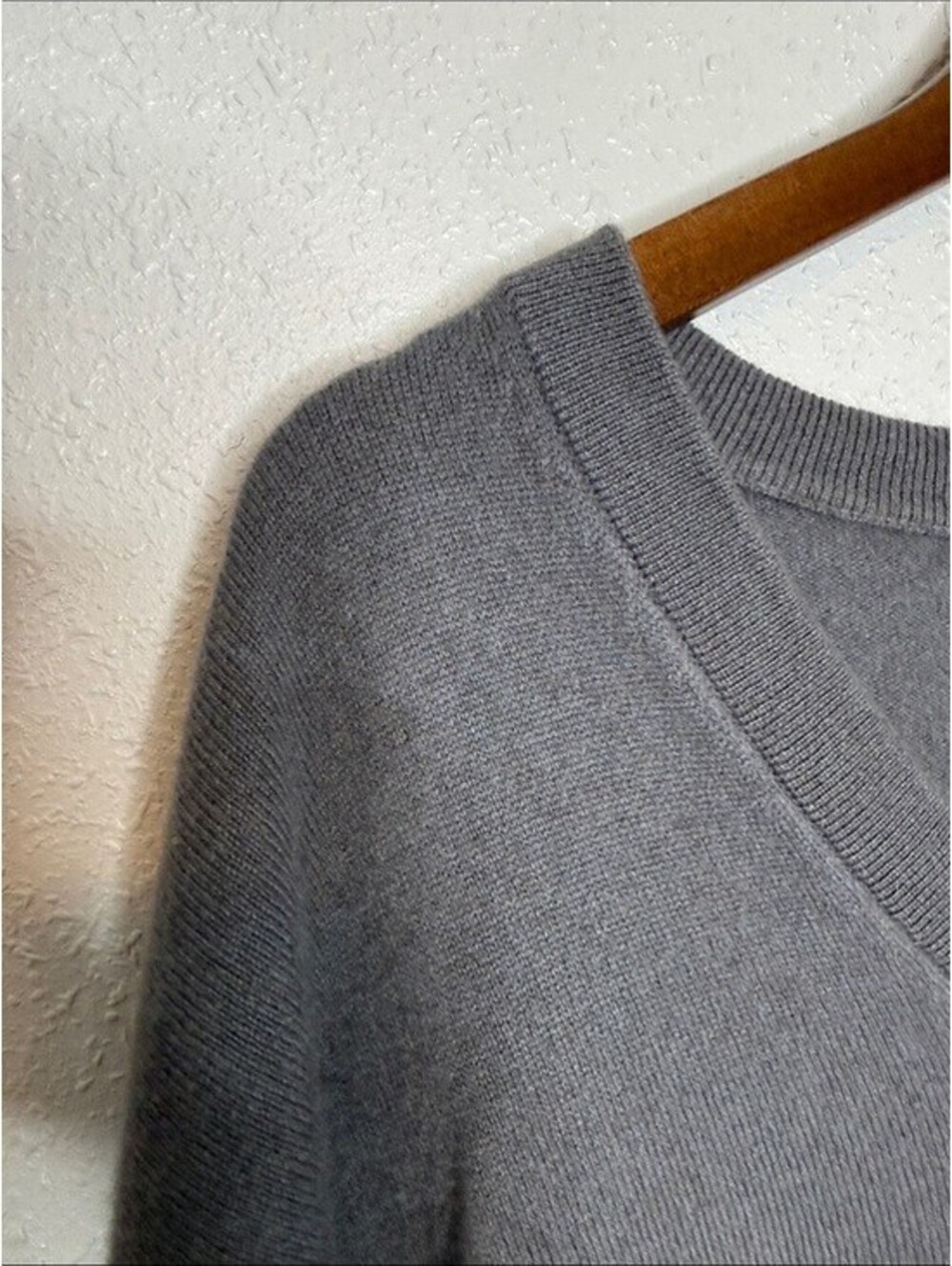Jenni Kayne 100% Cashmere Oversized V-Neck Sweater Women's Size 5 Large - Picture 2 of 5